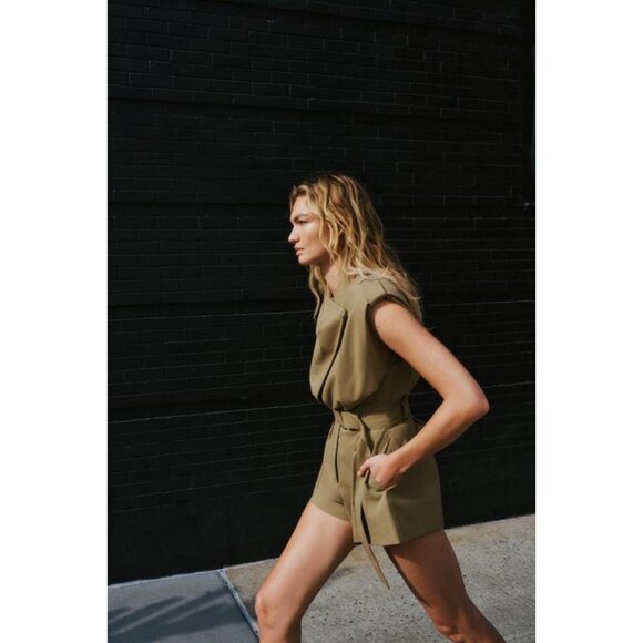 ZARA SHOULDER PAD PLAYSUIT WITH BELT - Picture 3 of 8